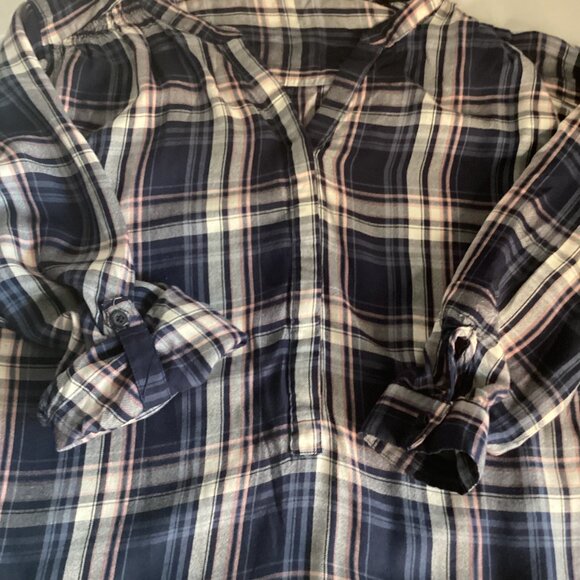 Bass Plaid Button-Up Shirt – Smocked Shoulders, Roll Cuffs – Size XL - Picture 7 of 7